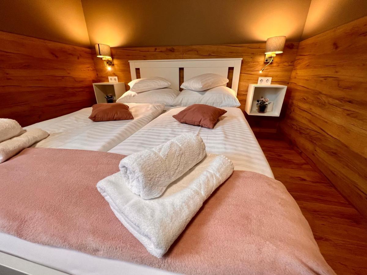 בודפשט Boutique Hotel & Event Center מראה חיצוני תמונה