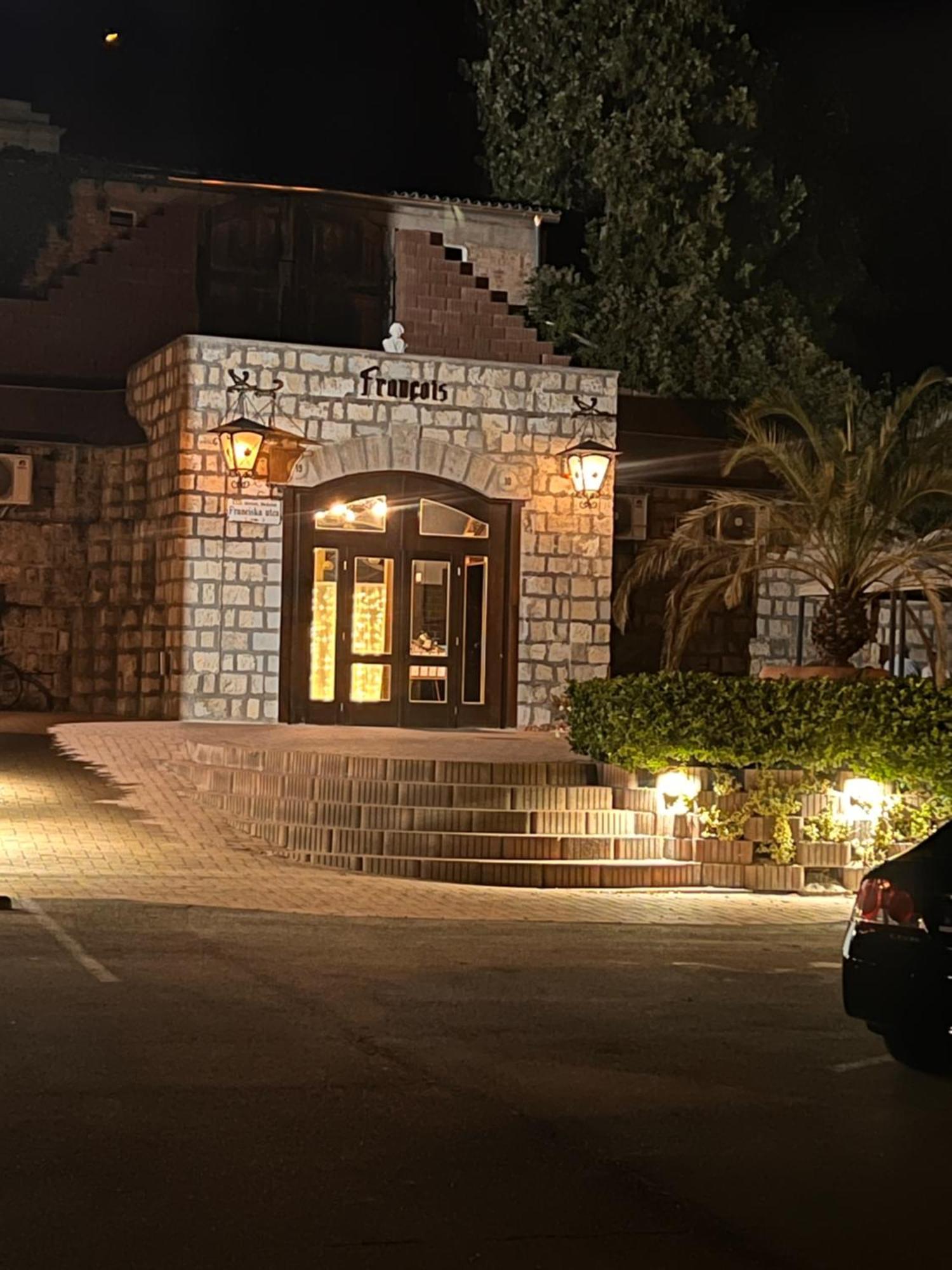 בודפשט Boutique Hotel & Event Center מראה חיצוני תמונה