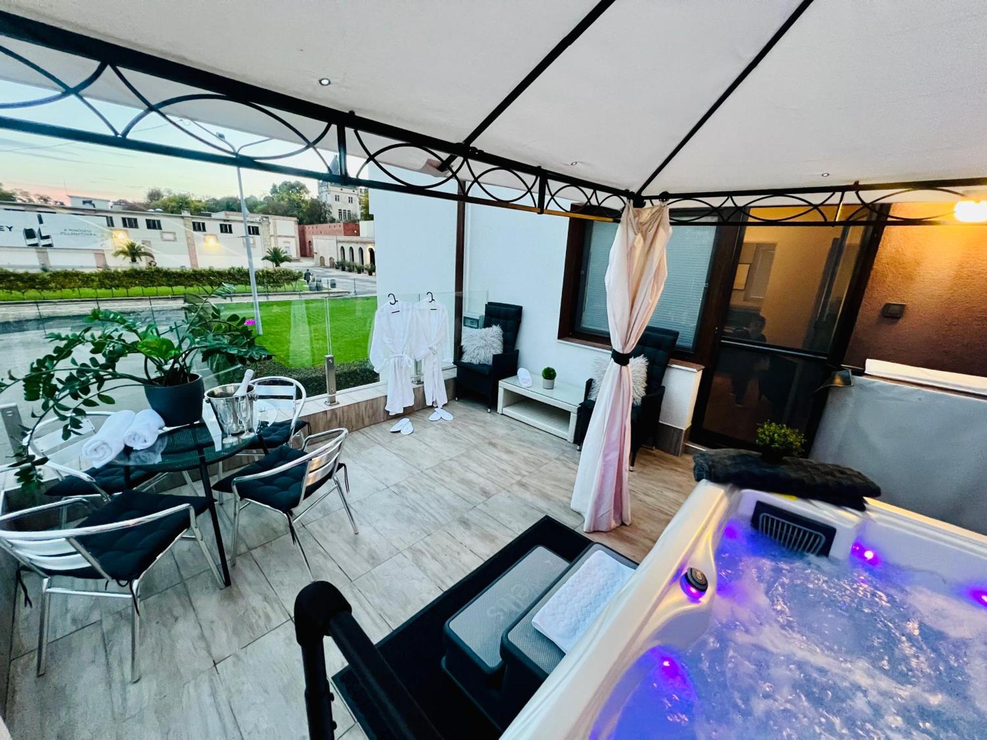 בודפשט Boutique Hotel & Event Center מראה חיצוני תמונה