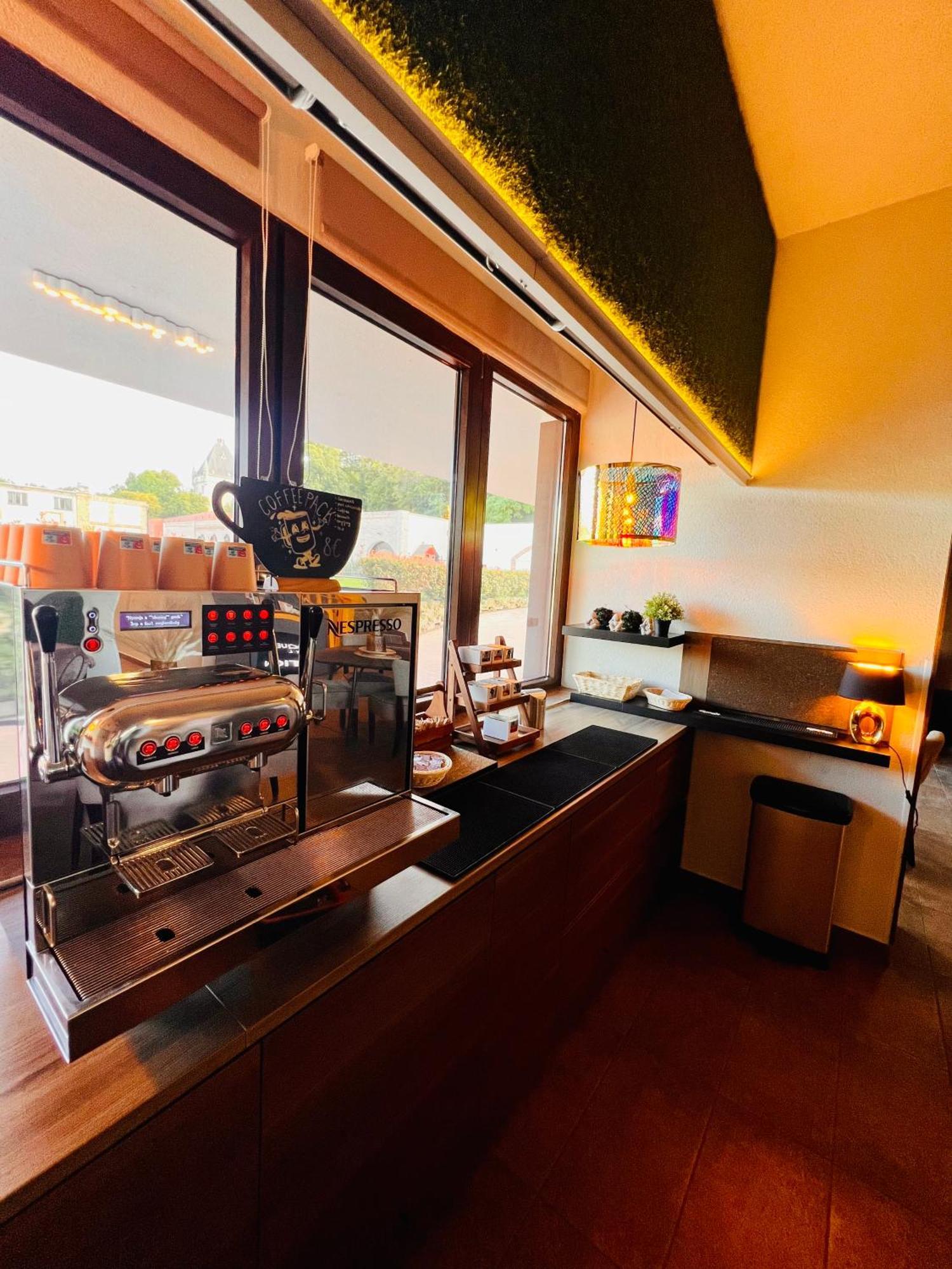 בודפשט Boutique Hotel & Event Center מראה חיצוני תמונה